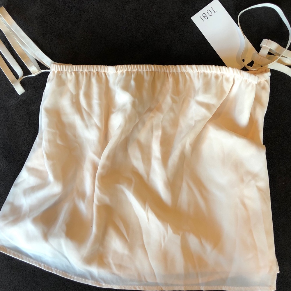 Tobi Strapless Tube Top